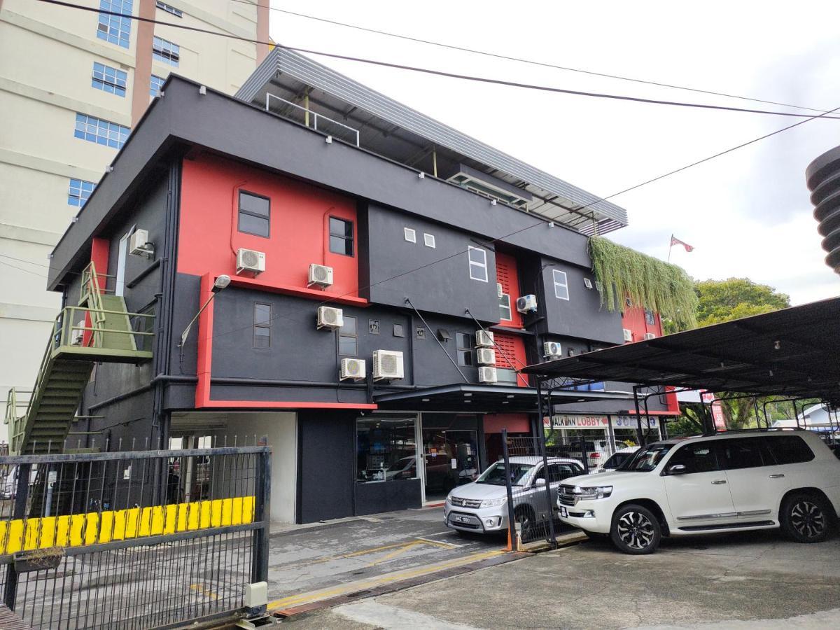 Walk Inn Miri Exterior photo